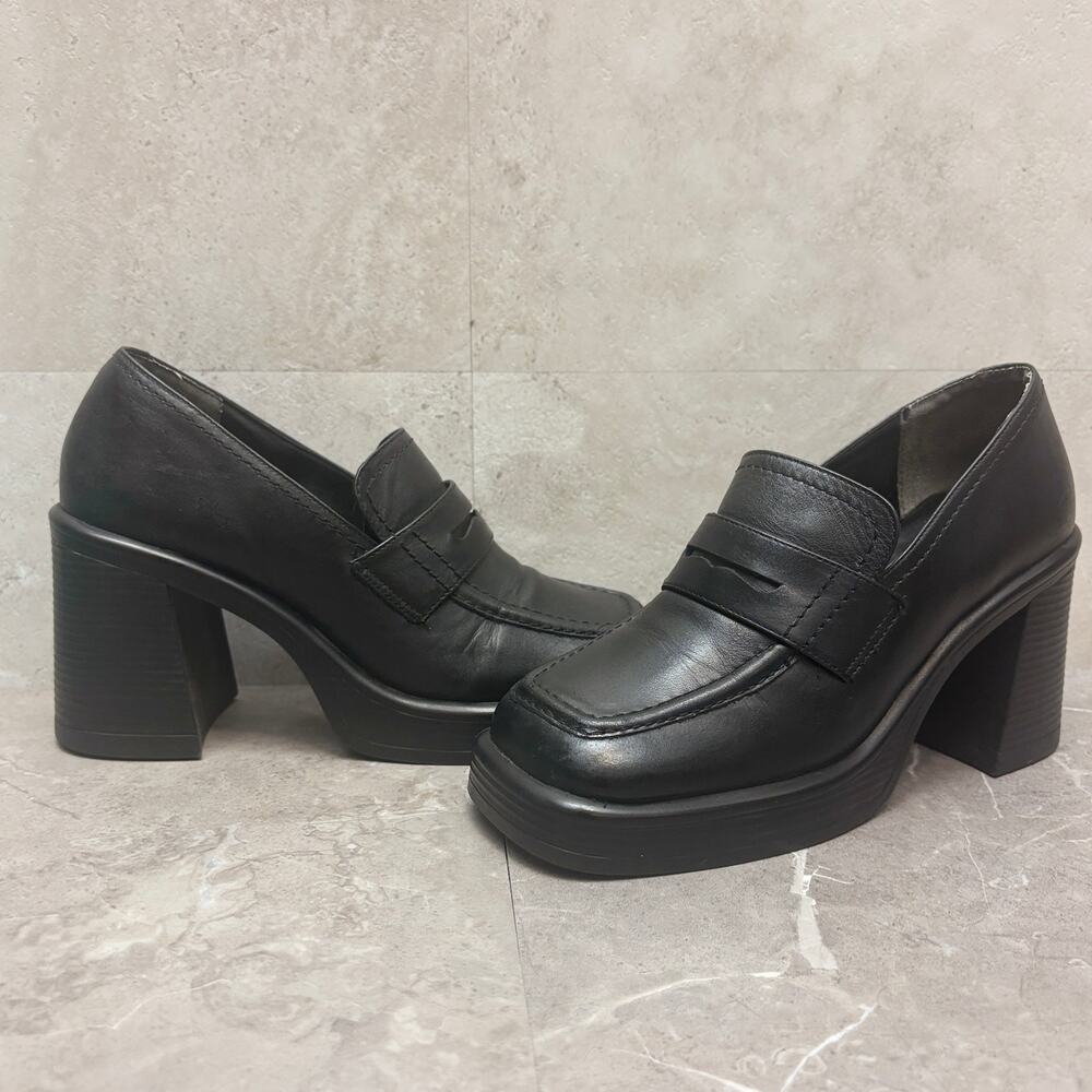 Steve Madden Y2K Black Leather Chunky Platform Loafers